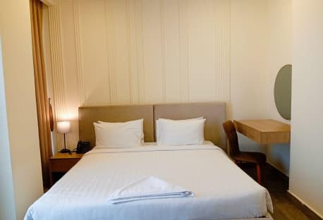 Available -One-Bedroom Serviced Apartment