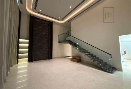 Luxury 4BHK Duplex+Maids/Beach Acess-Installments