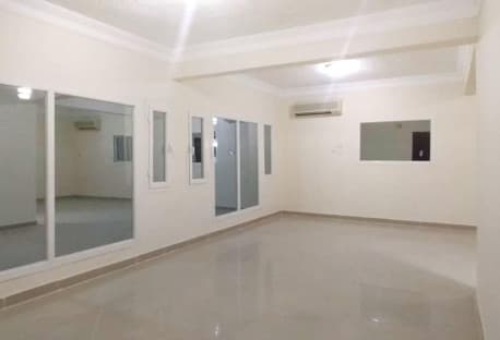 HOT OFFER! | SPACIOUS 3 BEDROOM FAMILY VILLA