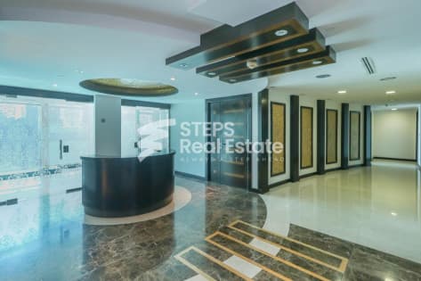 High Floor Luxury Office Space in West Bay