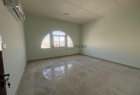 Unfurnished 2 BHK Flat for Rent with 2 months free