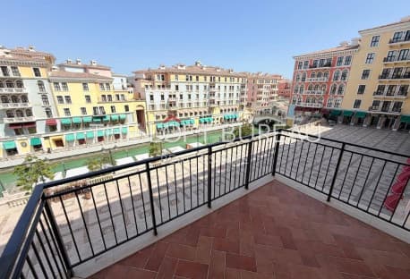 NO COMMISSION | | QUIET 2 BEDROOMS | BY THE BEACH
