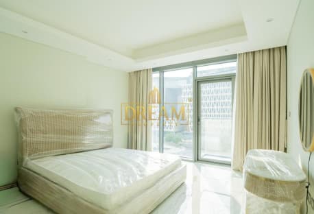 Fully Furnished | Luxury 1 Bedroom | Balcony