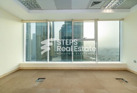 Full Floor Office with Sea View in West Bay