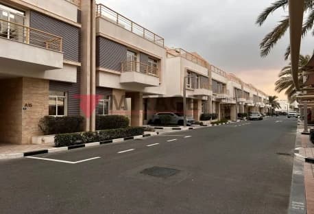 4 BEDROOM VILLA IN COMPOUND NEXT TO VILLAGGIO MALL