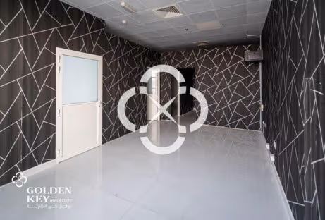 Well-Located Office Space in Matar Qadeem