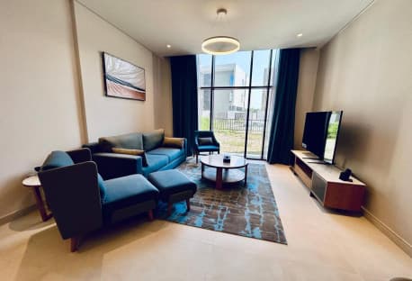 ONE MONTH FREE / INCLUDING BILLS & WIFI / ONE BED