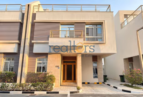 LUXURY FUSHISHED VILLA IN COMPOUND NEAR ASPIRE