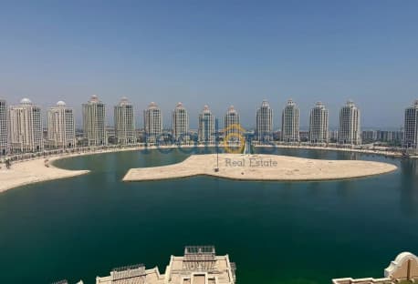 Elegant 3 bedroom with a nice view. 1st month free