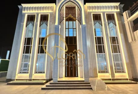 فيلا فاخرة في الثميد – مساحة كبيرة وموقع هادئ