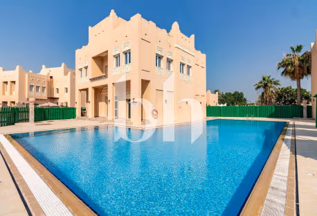 MODERN VILLA | 4 BEDROOMS + MAID | WESTBAY LAGOON