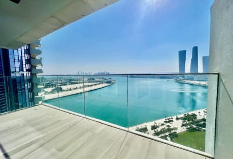 full sea view_spacious 2+maid_seef lusail