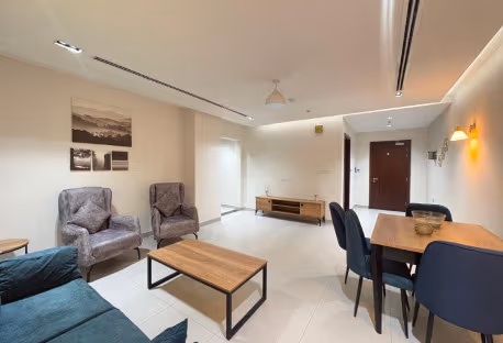 MODERN 1 BEDROOM | SPACIOUS | POOL AND GYM