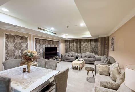 Furnished Apartment with Balcony in The Pearl