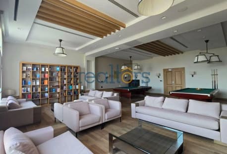 Luxury FF Loft | Water, Electricity & QCool Incl.