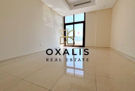 COSY 3 BHK APARTMENT + BALCONY | POOL AND GYM