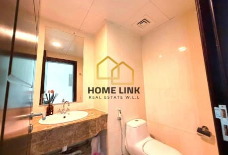 HIGH FLOOR | COZY 1+OFFICE WITH BALCONY | SF