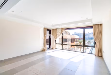 2 BEDROOMS | TOWNHOUSE | MARINA VIEW