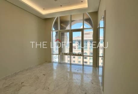 Luxury Penthouse | Fully Renovated | Sea View