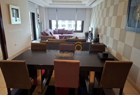 1 month free!! Beautiful furnished 2 bedroom unit
