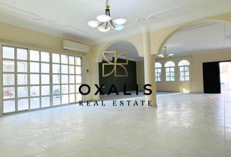 HUGE AND SPACIOUS 5 BHK VILLA | AMAZING AMENITIES