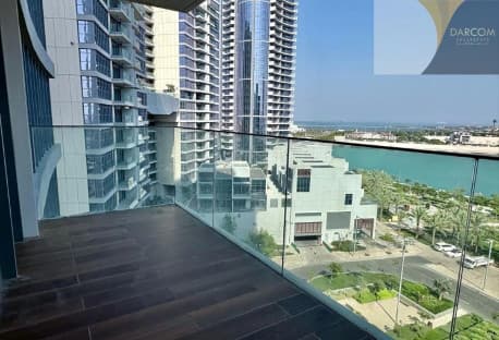 Sea view- Spacious 3Bedrooms + Maid Room