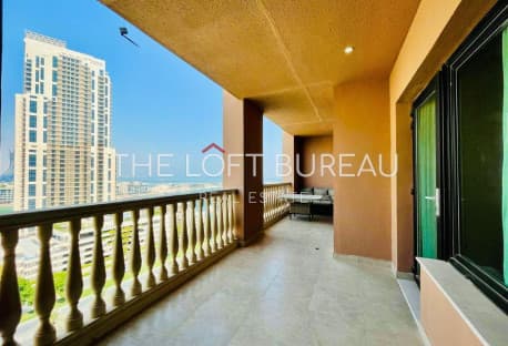SPACIOUS 2BHK WITH LUXURIOUS FURNITURE