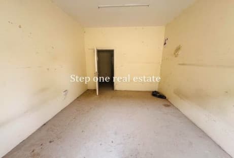 AFFORDABLE GARAGE SPACE AND ROOMS FOR RENT