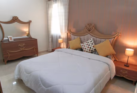 FURNISHED 2BHK NAJMA NEAR AIRPORT RD NO COMMISSION