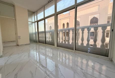 Large Balcony - Spacious 2Bedrooms - Fox Hills