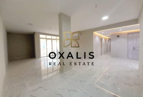 BIG LAYOUT 3 BHK UNFURNISHED | WITH BALCONY