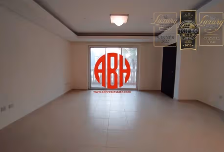 BILLS DONE | STUNNING 1 BEDROOM CHALET |BEACHFRONT