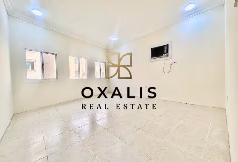 *BEST PRICE* WONDERFUL 2 BHK UNFURNISHED APARTMENT