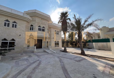 Luxurious 4 Master Bedrooms Standalone Villa