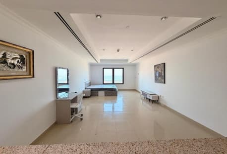SPACIOUS FURNISHED STUDIO AND INCLUDING BILLS