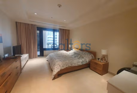Luxury FF 1BR+Storage 145sqm Porto Arabia Pearl