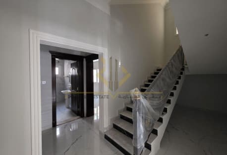 7-Bedroom Villa in Al Sakhama for Sale