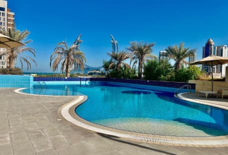 hot deal_2 master bedrooms_marina lusail