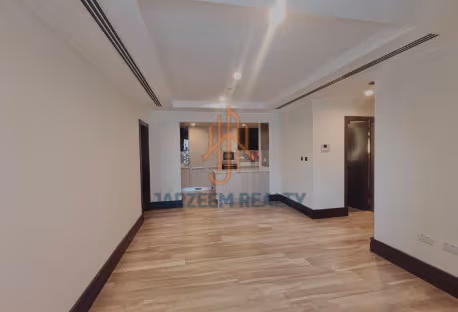1BR | SF | Utilities Included | Beach Access