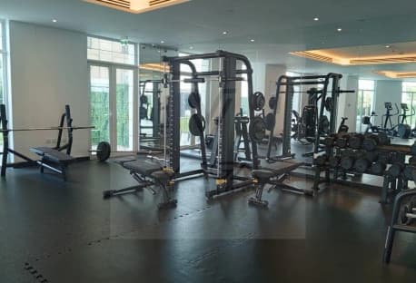 Spacious Apartment For Rent with Maid Room