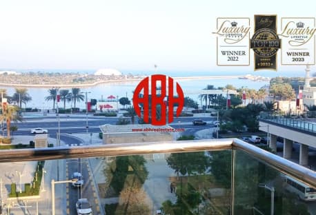 STUNNING SEA-VIEW 1BDR | BILLS FREE | 1 MONTH FREE