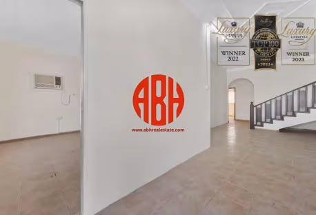 MODERN 5-BDR VILLA | GATED COMMUNITY | PRIME SPOT