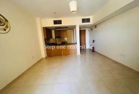 One Bedroom Apartment for Sale in Fox Hills