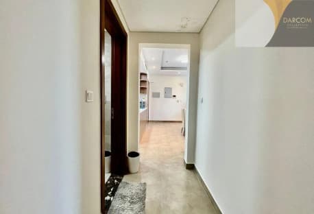 HURRY UP / GOOD INVESTMENT / STADUIM VIEW