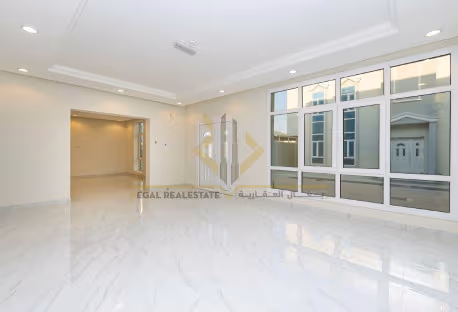 Spacious Villa and brand new 4-bedroom