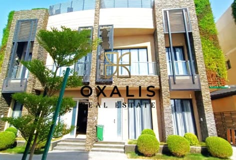 GREAT OFFER! LUXURIOUS 4 BHK + MAID | PRIVATE POOL