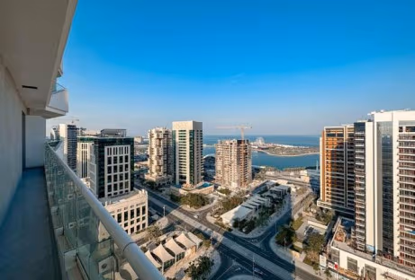 MODERN AND SPACIOUS TWO BEDROOM / BALCONY