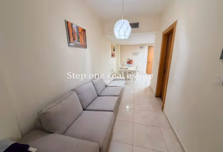 AFFORDABLE STYLISH STUDIO IN PRIME LOCATION