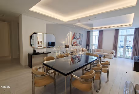 Elegant 3 Bedroom + Maid’s Room FLORESTA GARDENS