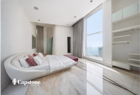 PRESTIGIOUS PENTHOUSE | SEA & SKYLINE VIEWS